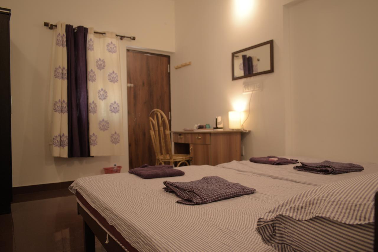 Vretreat Hotell Kokkānisseri Exteriör bild